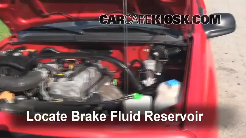 2000 Chevrolet Tracker 2.0L 4 Cyl. (2 Door) Brake Fluid
